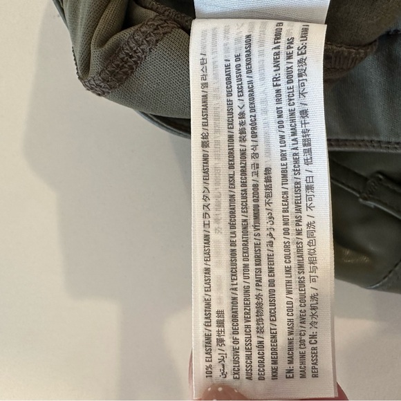 Abercrombie & Fitch Dark Green Faux Leather Wide Leg Cargo Pants - Picture 14 of 15